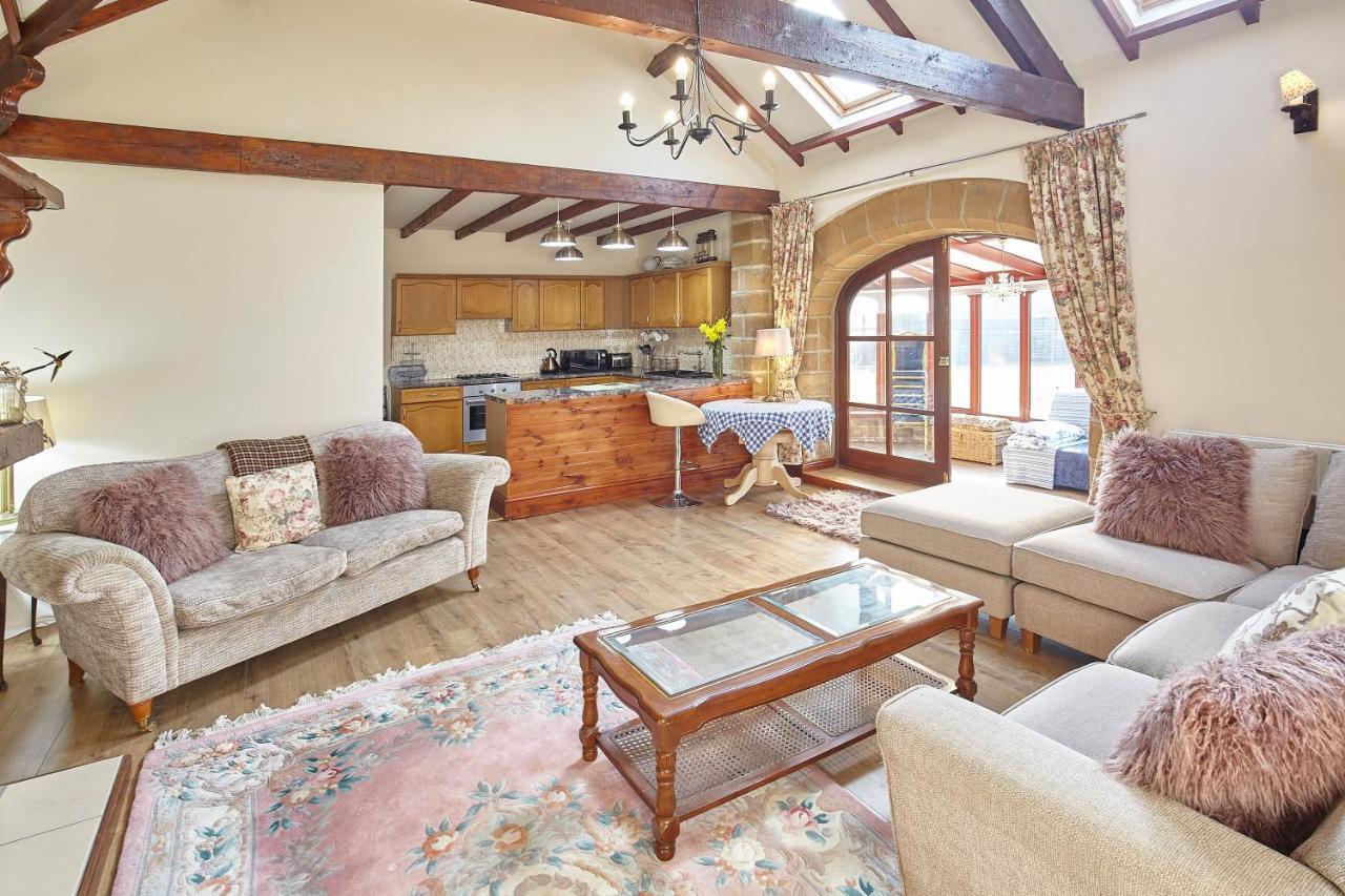 Host & Stay - The Arches Cottage Brotton Екстер'єр фото