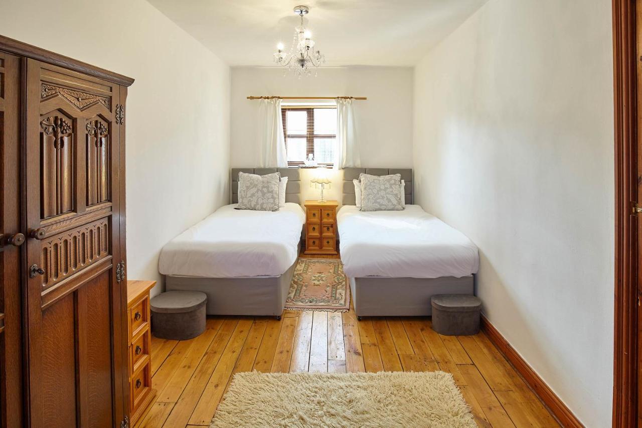 Host & Stay - The Arches Cottage Brotton Екстер'єр фото