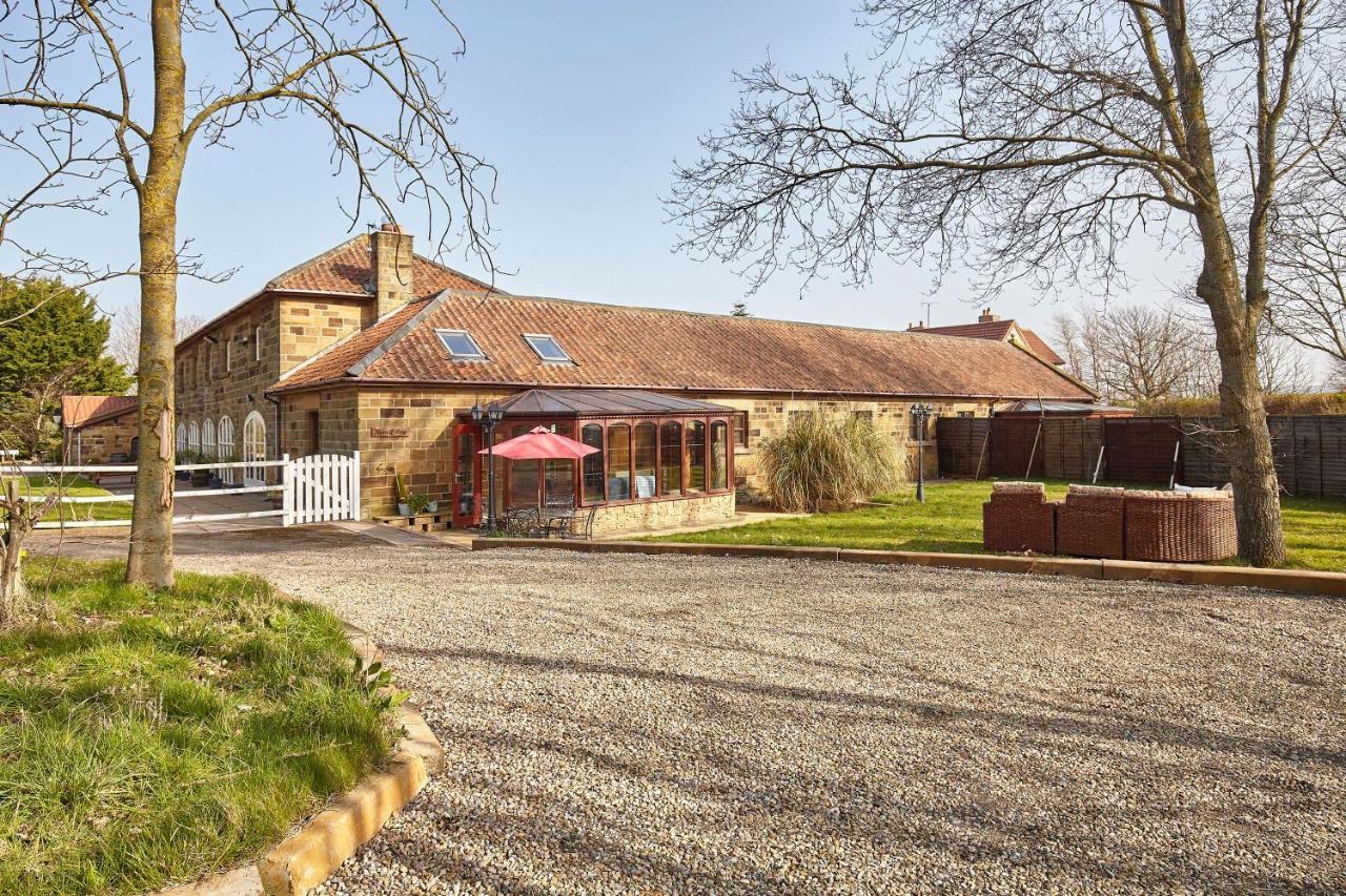Host & Stay - The Arches Cottage Brotton Екстер'єр фото