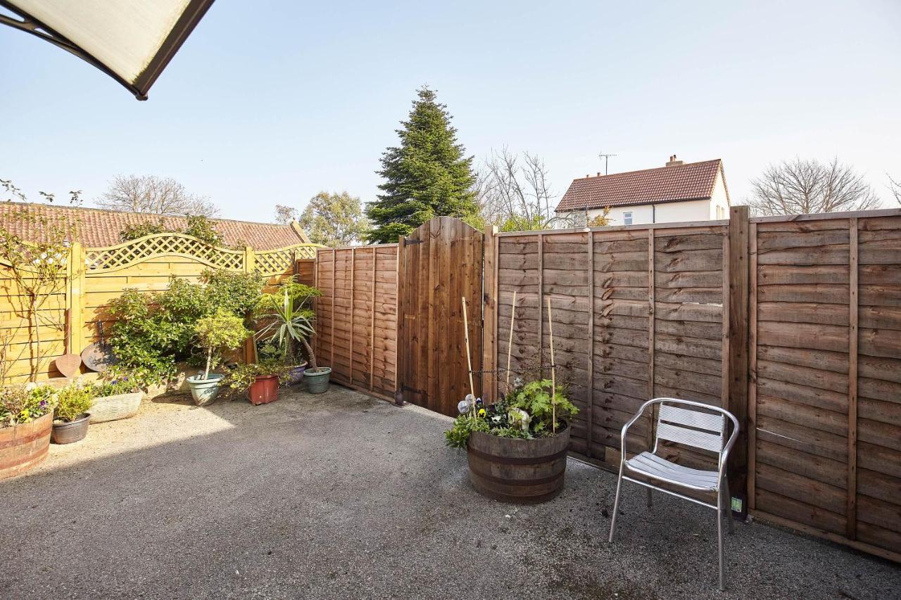 Host & Stay - The Arches Cottage Brotton Екстер'єр фото